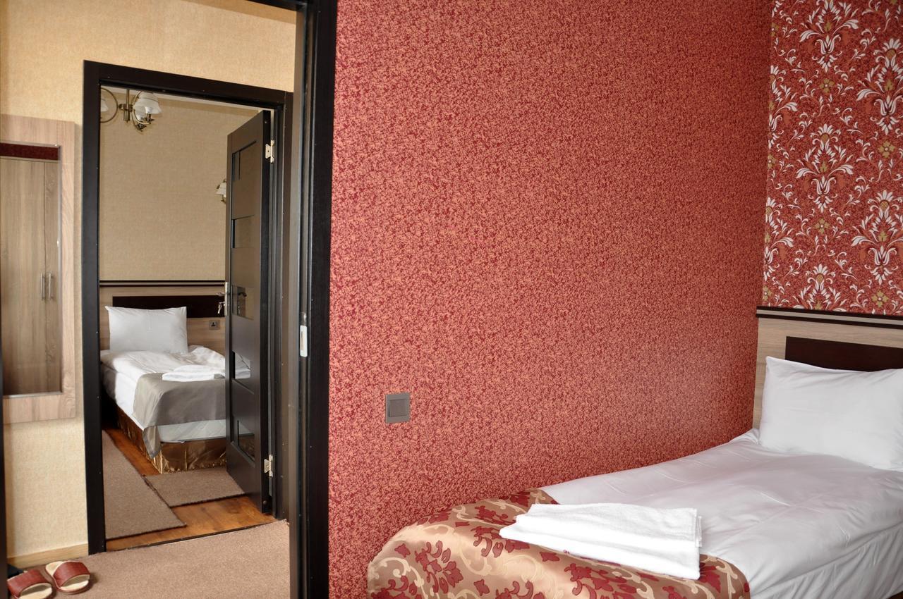 Xutorok Hotel & Restaurant Chilegir Eksteriør bilde